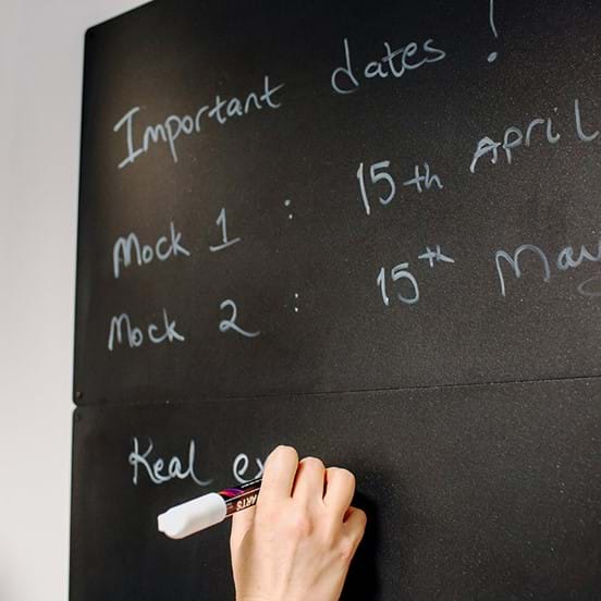 Blackboard Date 728X728